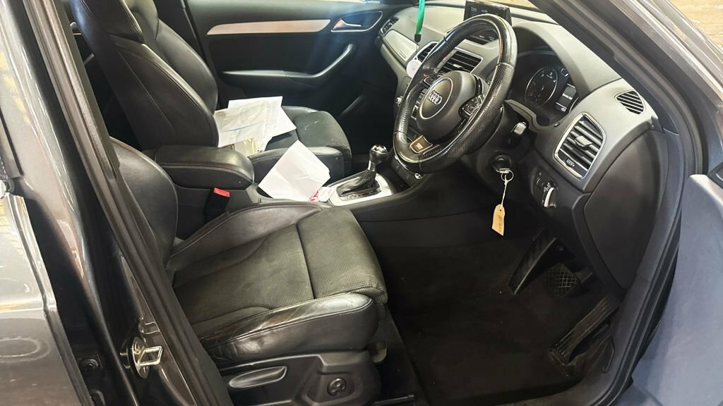 Audi Q3 Tdi Quattro Se Black #9
