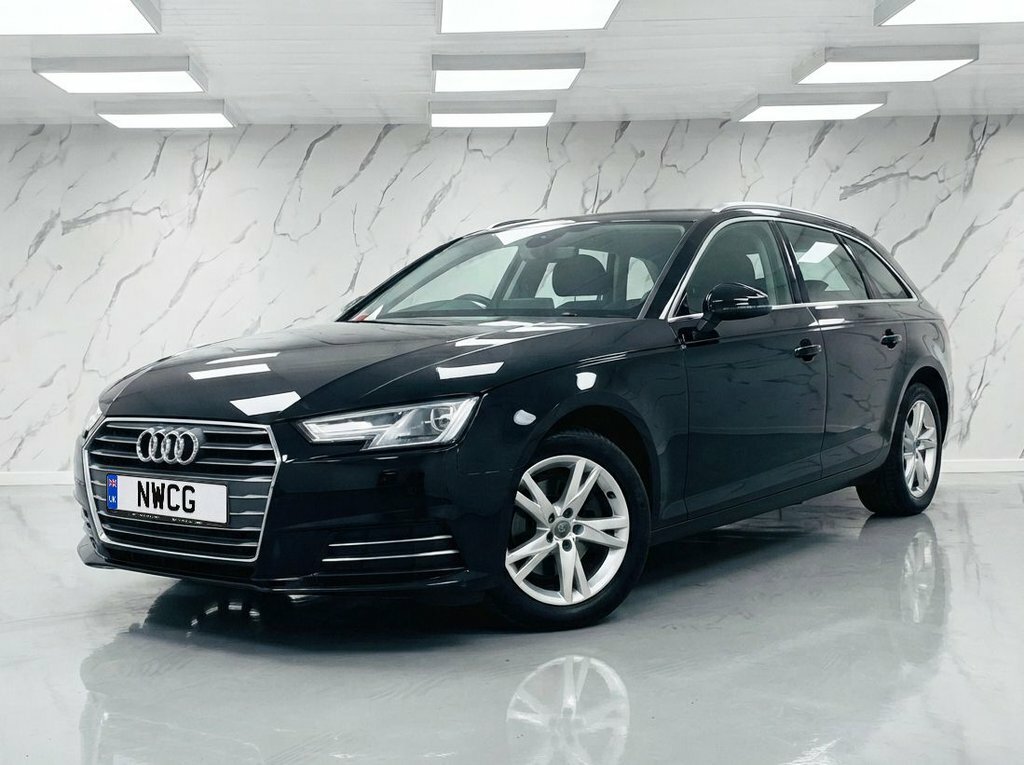 Audi A4 Avant 1.4L Sport Black #2