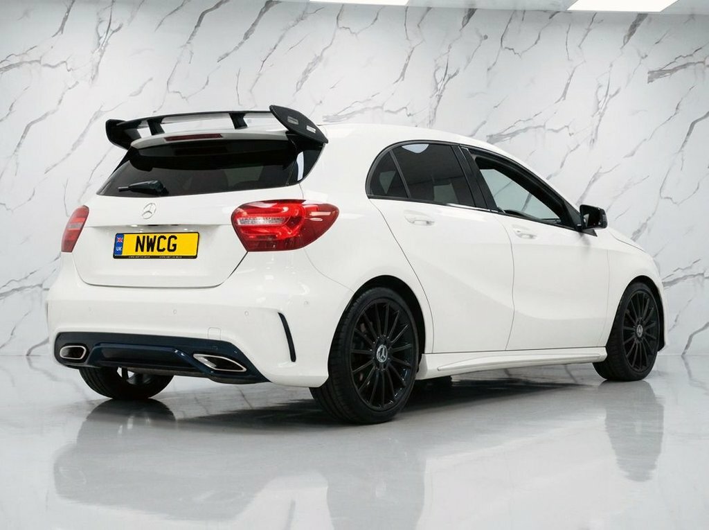 Mercedes-Benz A Class 1.5L Amg Line YN67XFE White #6