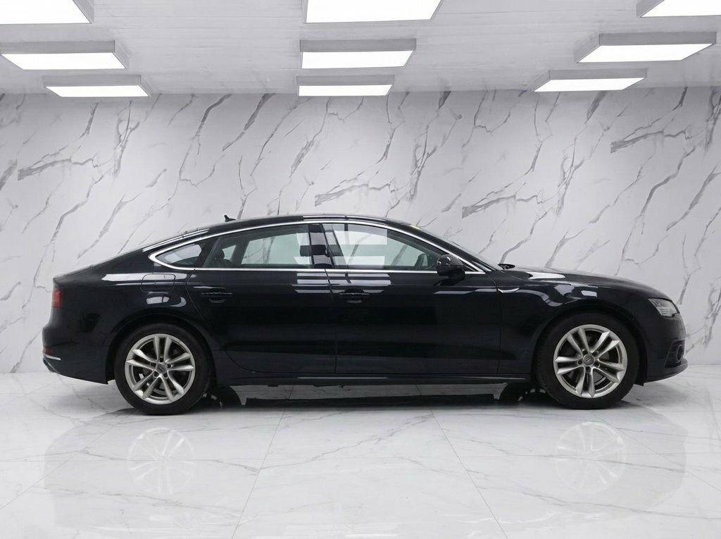 Audi A5 2L Sport Black #6