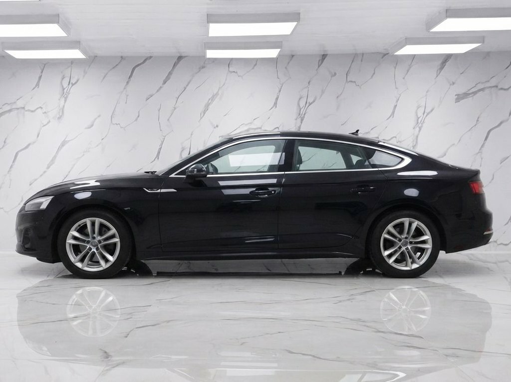 Audi A5 2L Sport Black #5