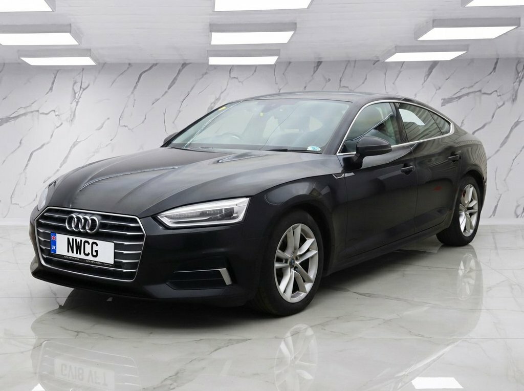 Audi A5 2L Sport Black #2
