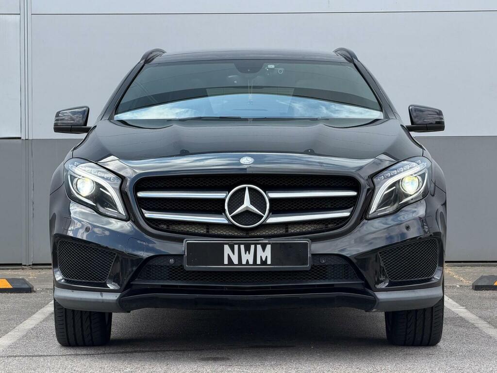 Mercedes-Benz GLA Class 2.1 Gla220d Amg Line Premium Plus 7G-dct 4Matic Black #2