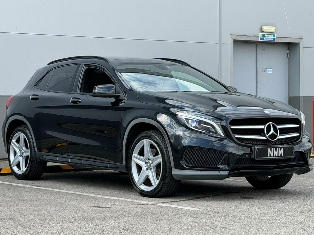 Mercedes-Benz GLA Class 2.1 Gla220d Amg Line Premium Plus 7G-dct 4Matic Black #4