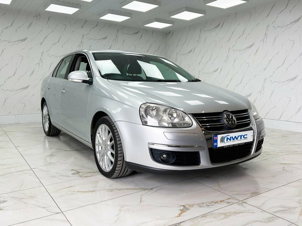 Volkswagen Jetta 2L Sport Silver #2