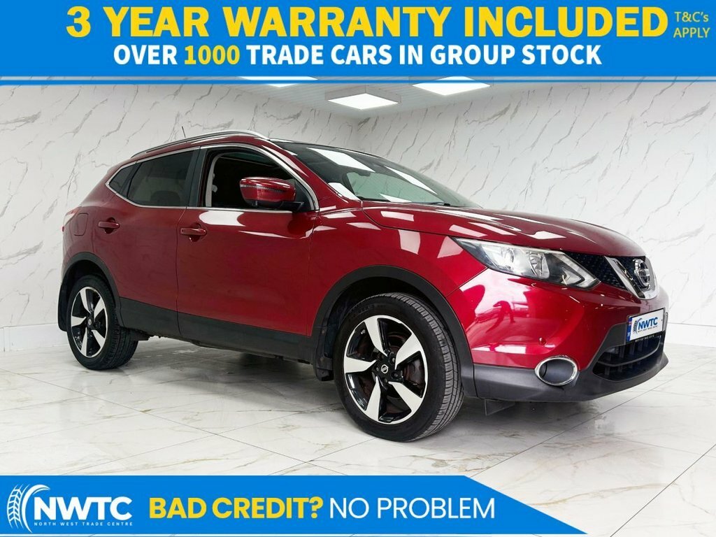 Nissan Qashqai 1.2L N-connecta Red