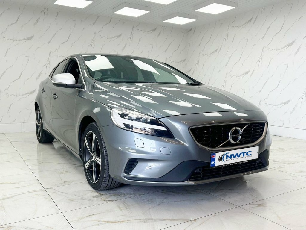 Volvo V40 2L R-design Edition WB19HGA Grey #2