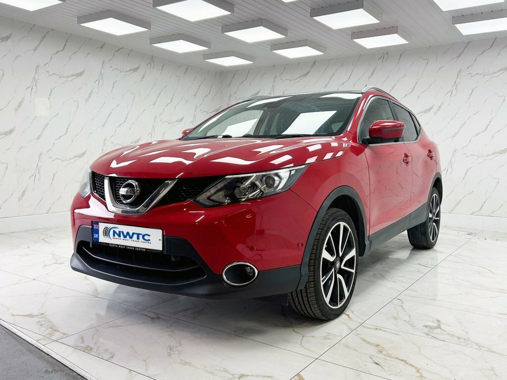 Nissan Qashqai 1.6L Tekna NL67YRT Red #4