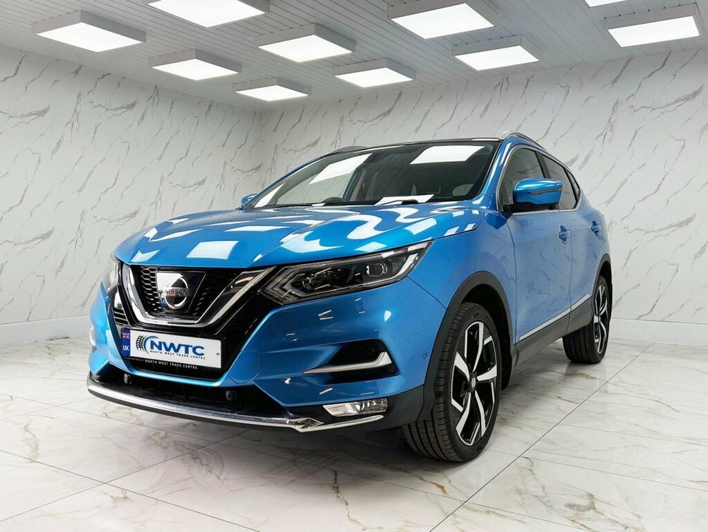 Nissan Qashqai 1.2L Tekna AE67UML Blue #4