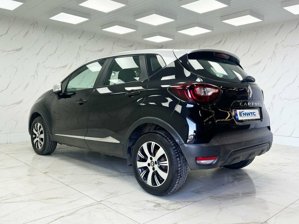 Renault Captur 0.9L Play SM19DFO Black #6