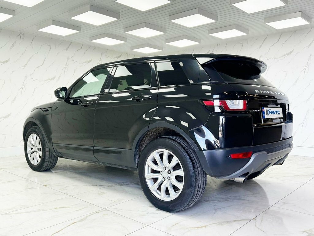 Land Rover Range Rover Evoque 2L Se Tech Black #6