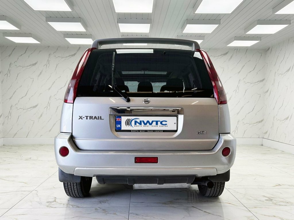 Nissan X-Trail Suv Silver #8