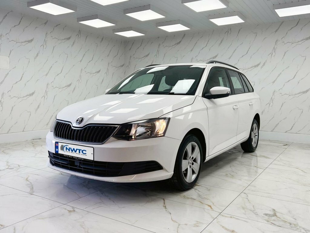 Skoda Fabia 1.2L Se White #4
