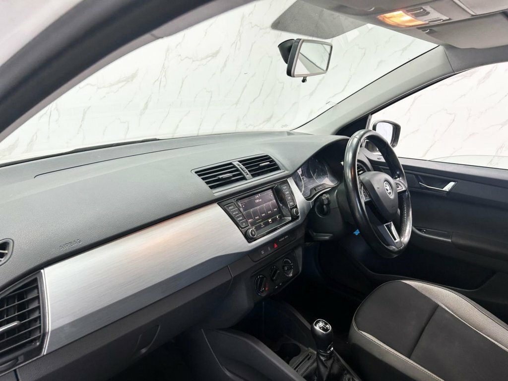 Skoda Fabia 1.2 Tsi Se Estate Dsg Euro 6 Ss 110 Silver #12