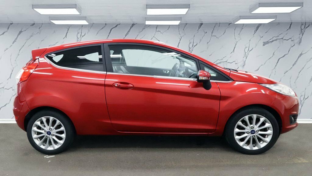 Ford Fiesta 1L Titanium X DG17UEZ Red #5