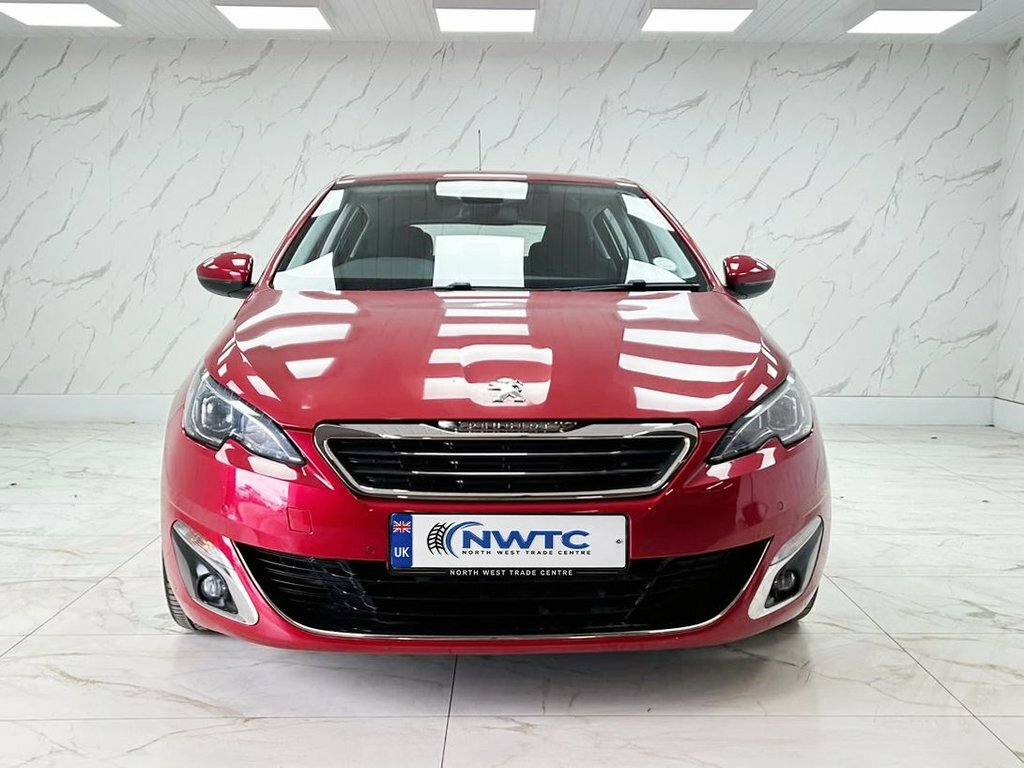 Peugeot 308 1.2L Allure Red #3