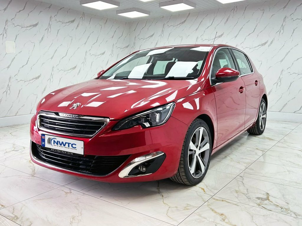 Peugeot 308 1.2L Allure Red #4