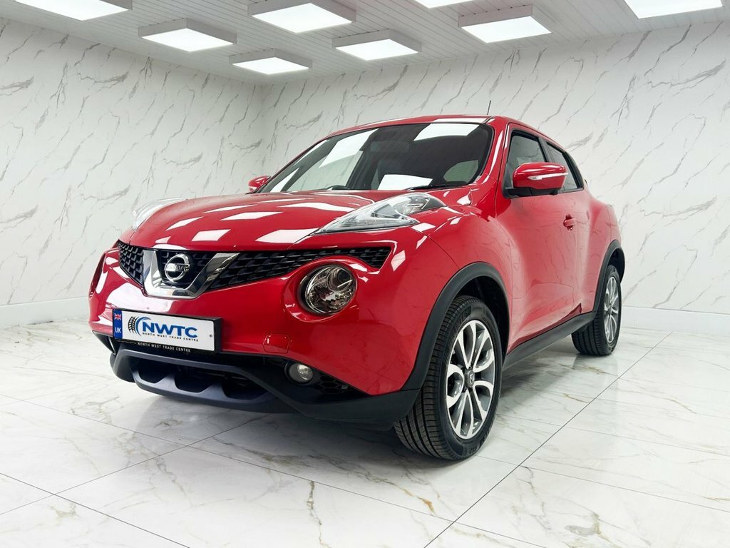 Nissan Juke 1.2L Tekna Red #4