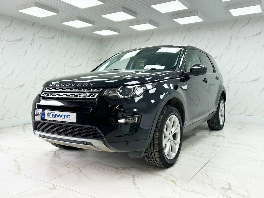 Land Rover Discovery Sport 2L Hse OE68OMY Black #4