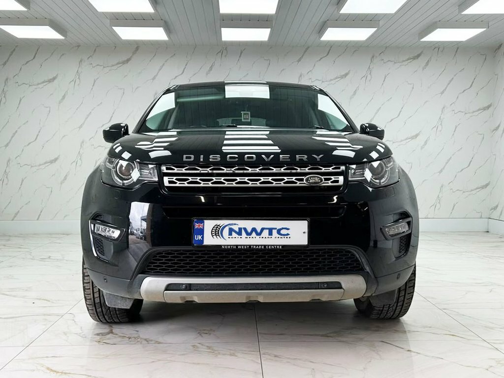 Land Rover Discovery Sport 2L Hse OE68OMY Black #3