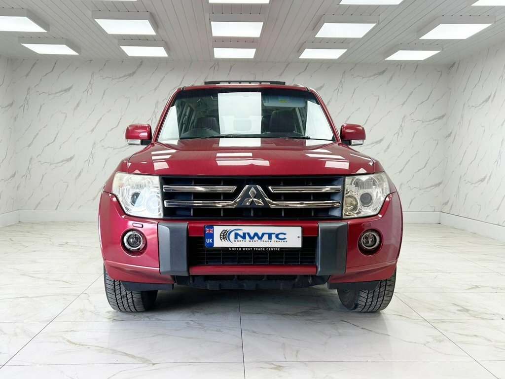 Mitsubishi Shogun 3.2L Elegance Red #3