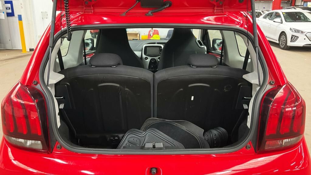 Peugeot 108 Active  #10