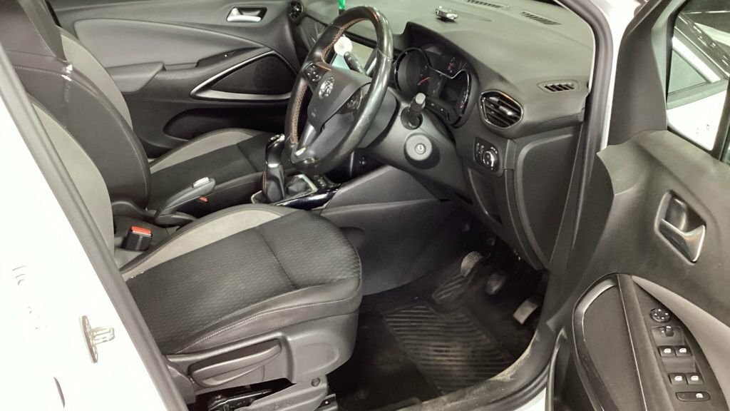 Vauxhall Crossland X Tech Line Nav White #9