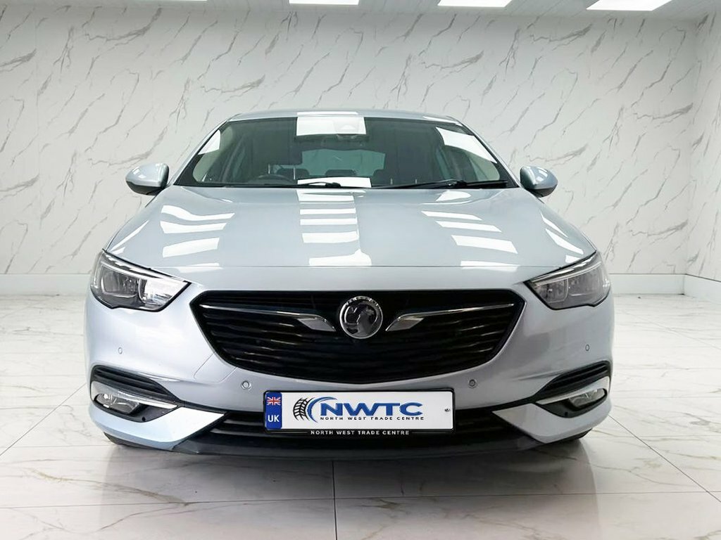 Vauxhall Insignia 1.6L Sri Nav Silver #3