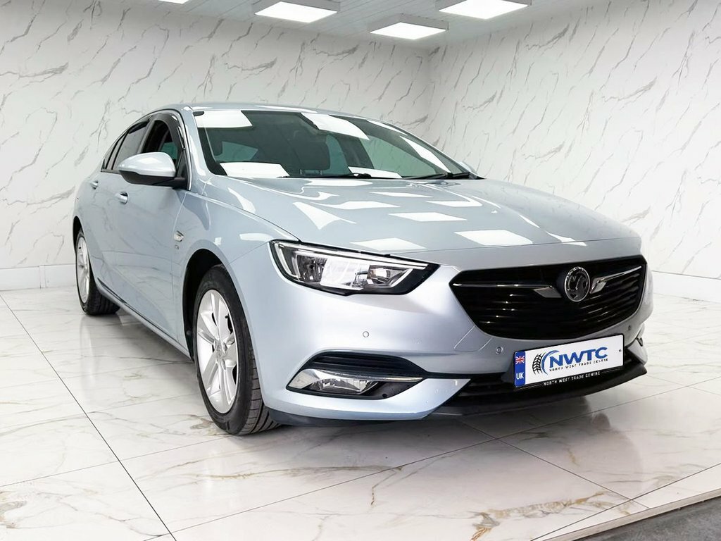 Vauxhall Insignia 1.6L Sri Nav Silver #2