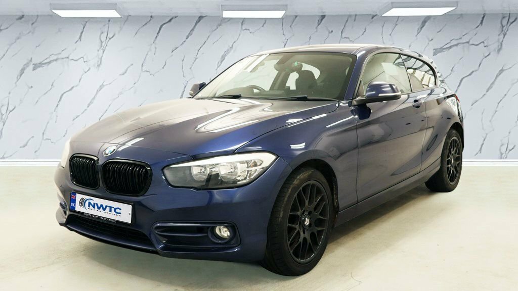 BMW 1 Series 1.5L Sport Blue
