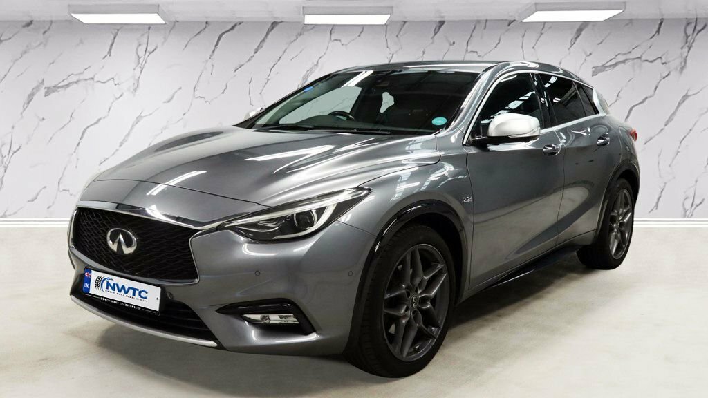 Infiniti Q30 2.2L Premium Grey