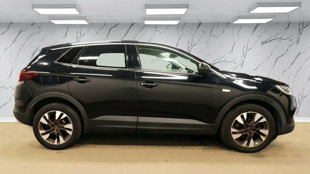 Vauxhall Grandland X 1.5L Sport Nav FL68DZA Black #5