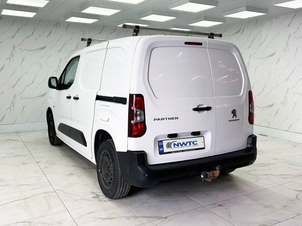 Peugeot Partner 1.5L Professional LM70YHL White #6