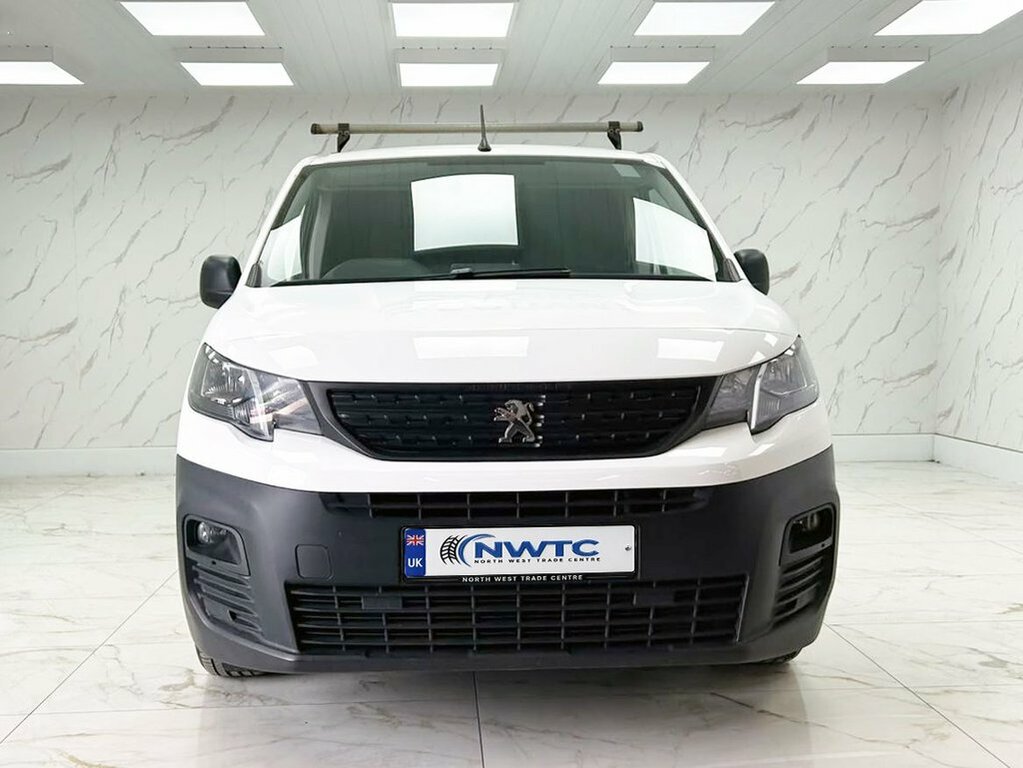 Peugeot Partner 1.5L Professional LM70YHL White #2