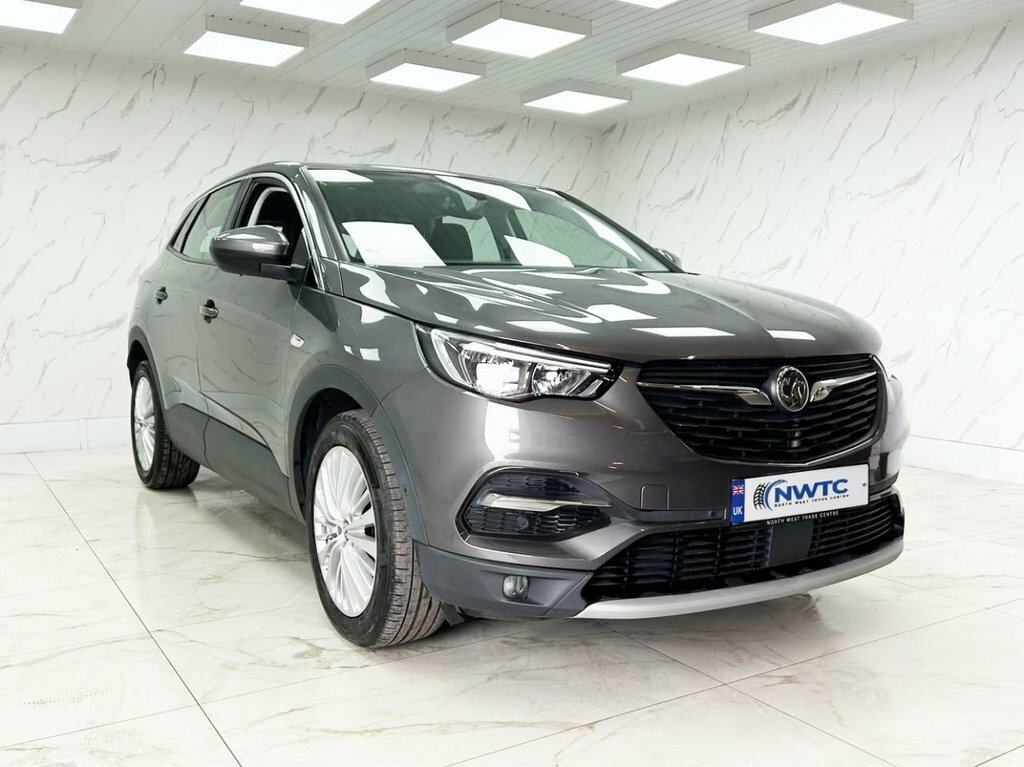 Vauxhall Grandland X 1.5L Tech Line Nav KR69TXY Grey #2