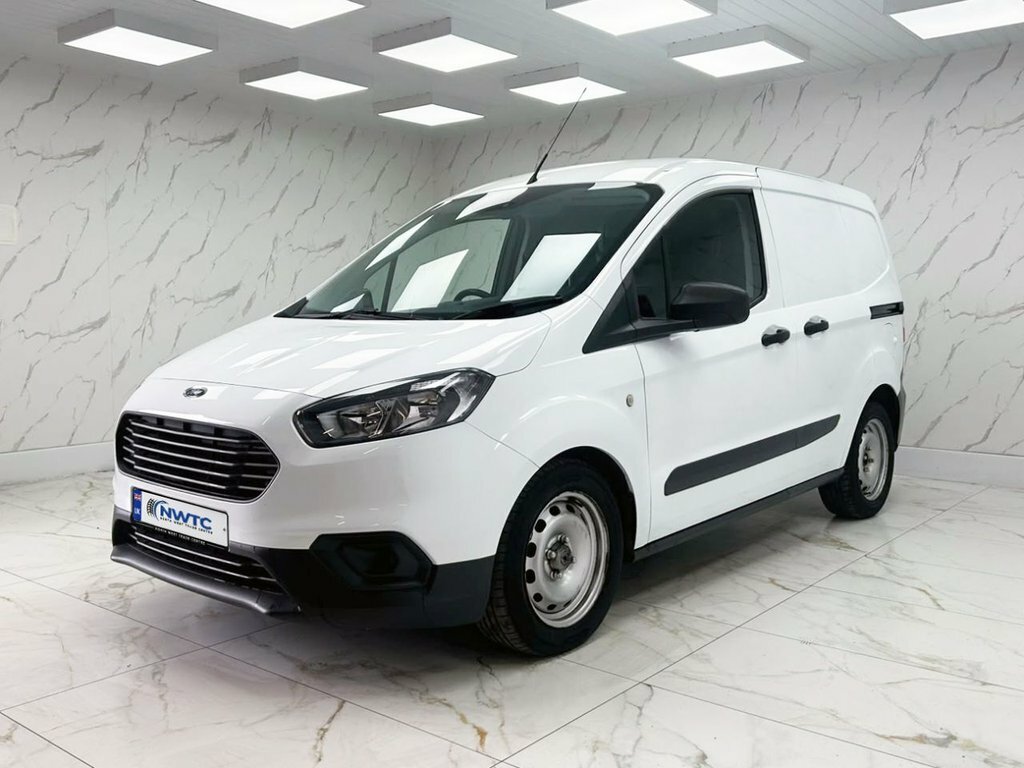Ford Transit Courier 1L Leader MT22JHH White #4