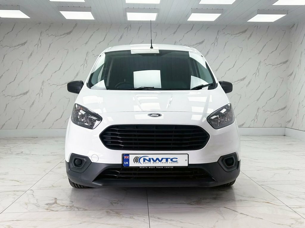 Ford Transit Courier 1L Leader MT22JHH White #3