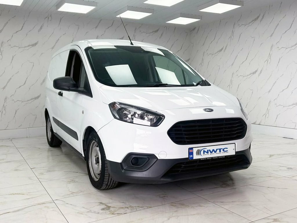 Ford Transit Courier 1L Leader MT22JHH White #2