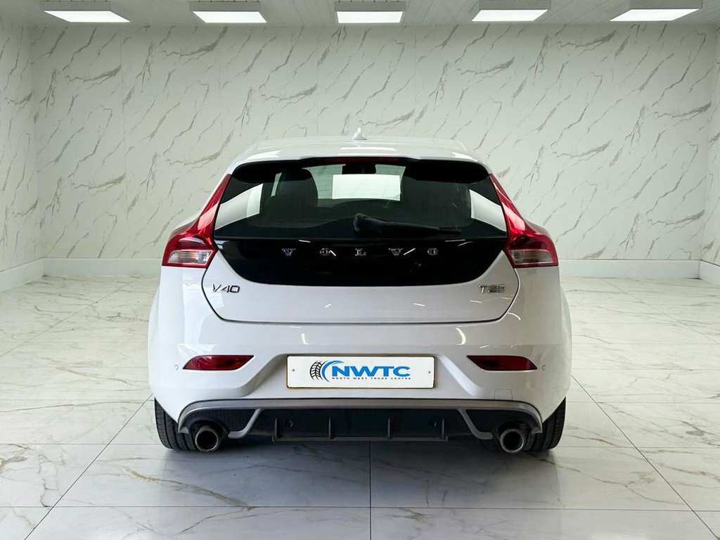 Volvo V40 R Design Edition Blue #9