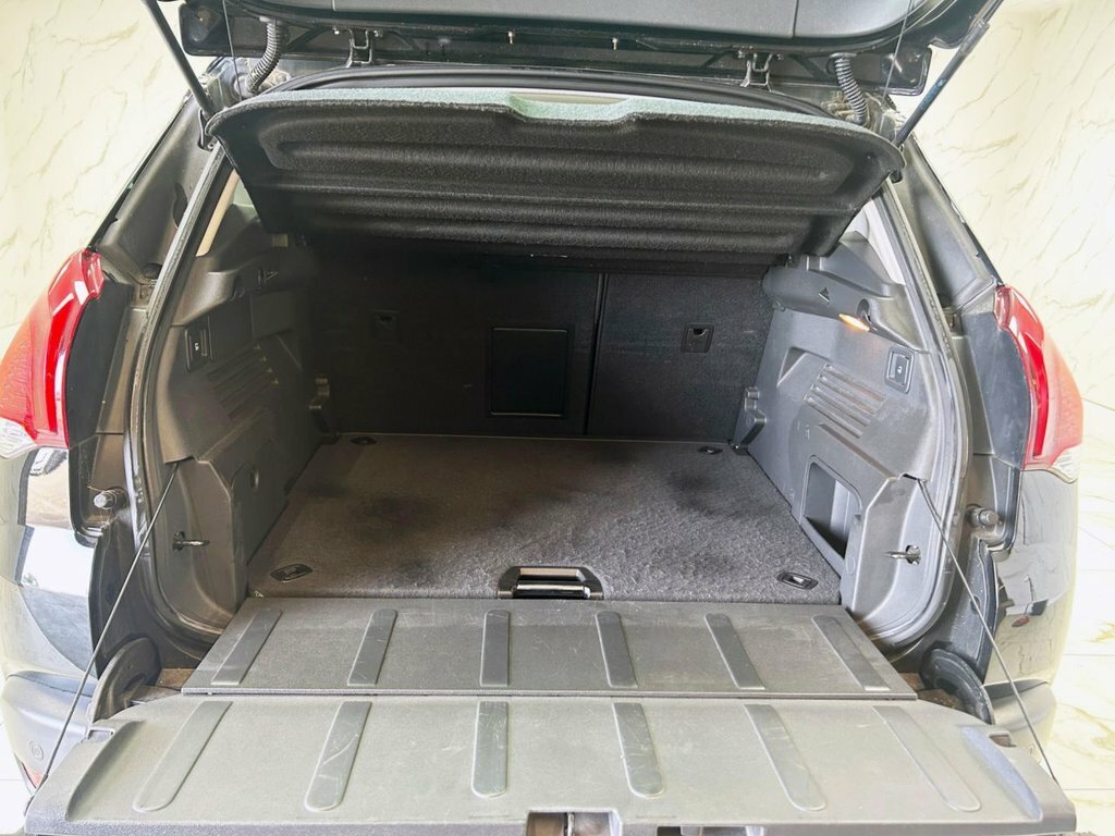 Peugeot 3008 Active Silver #18