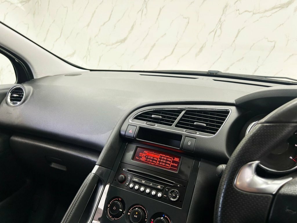 Peugeot 3008 Active Silver #12
