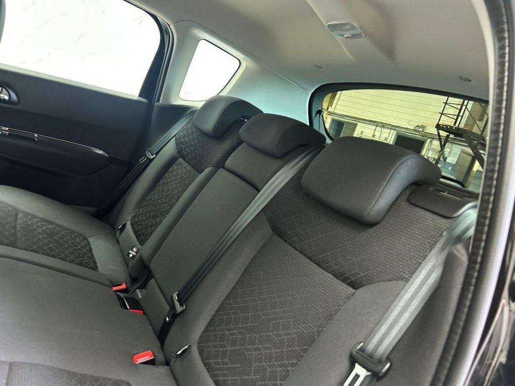 Peugeot 3008 Active Silver #17