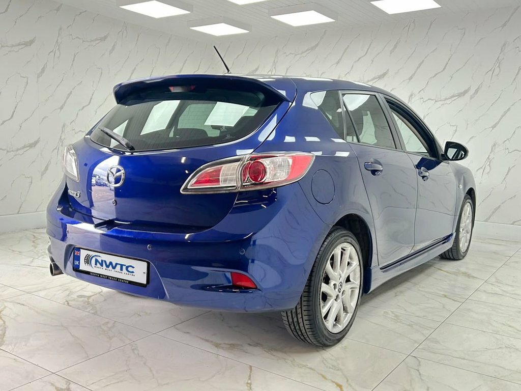 Mazda 3 1.6 Venture Hatchback Euro 5 10 White #9