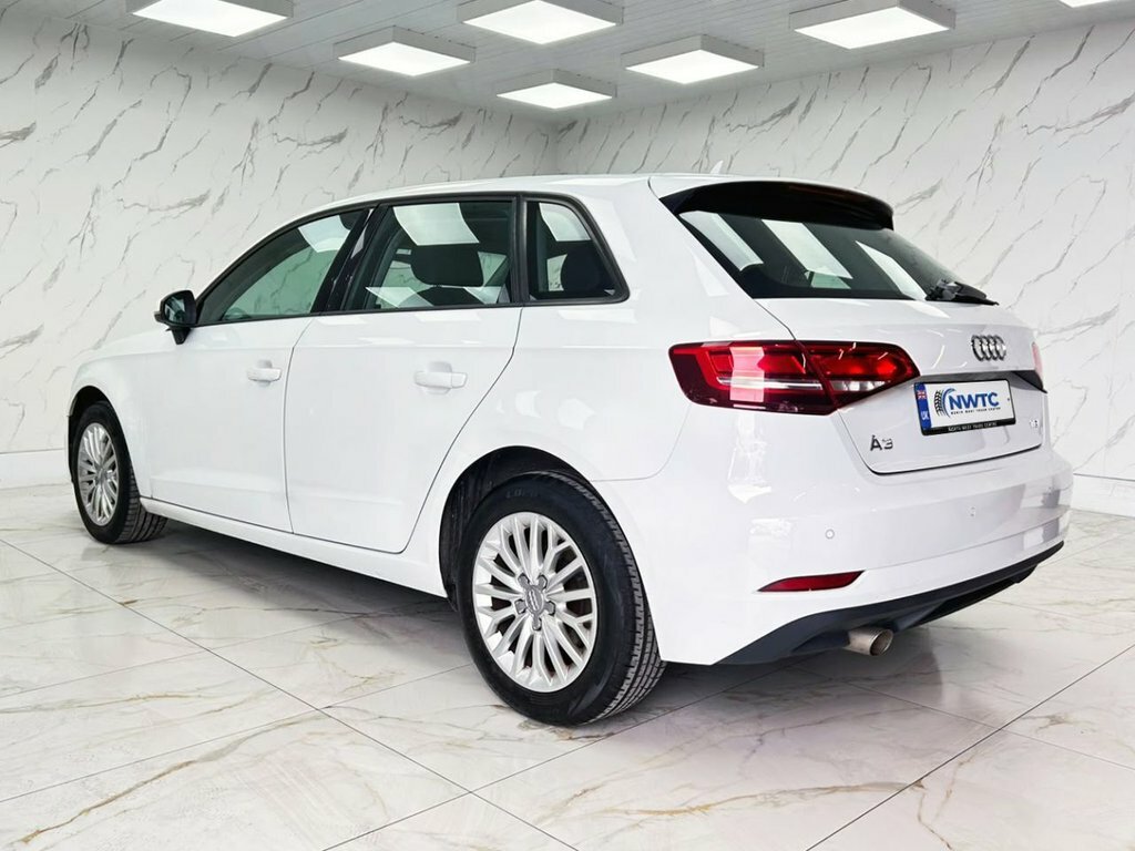 Audi A3 1.6L Se Technik White #6