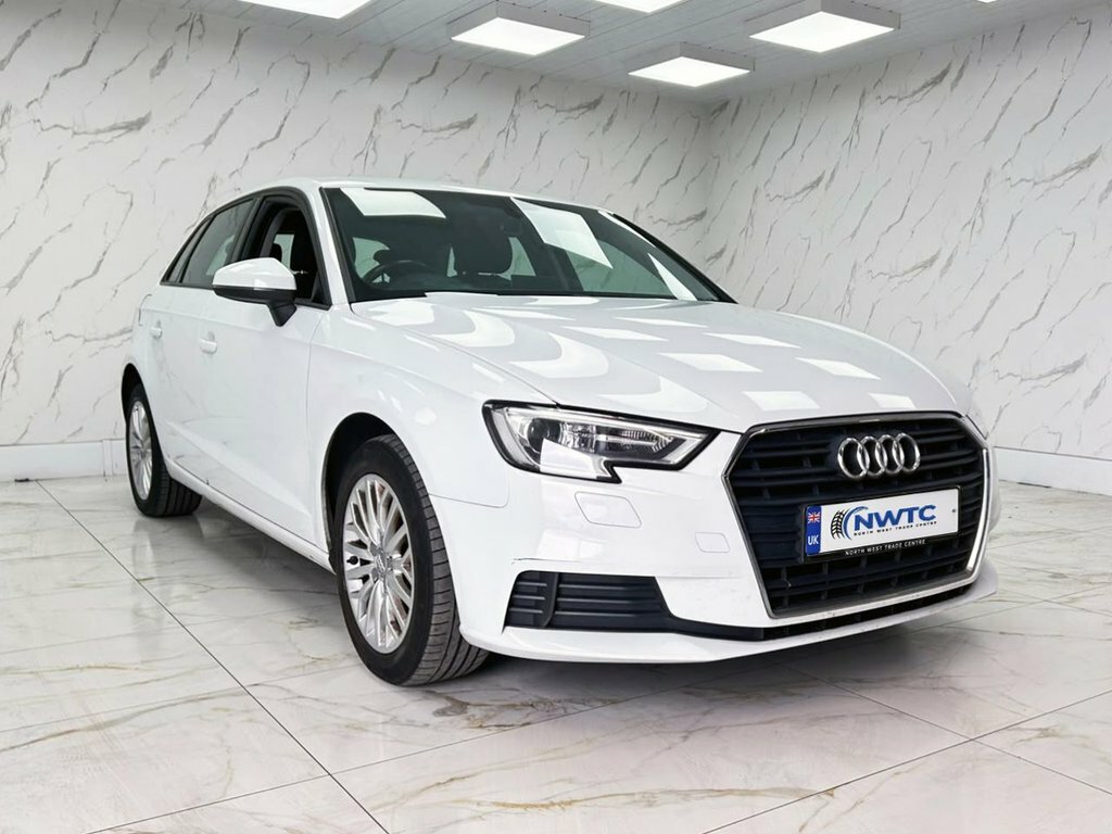 Audi A3 1.6L Se Technik White #2