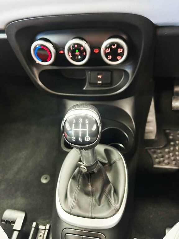 Fiat 500L 1.4 Pop Star 95 Bhp Black #13