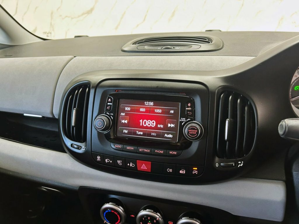 Fiat 500L 1.4 Pop Star 95 Bhp Black #12