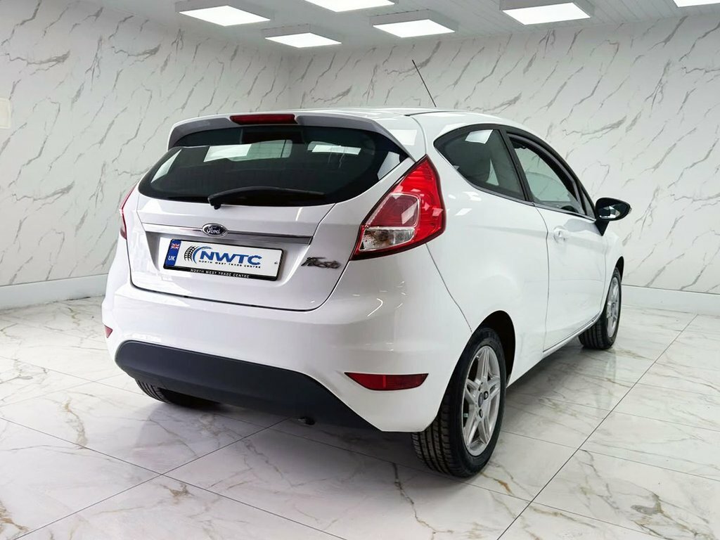 Ford Fiesta 1.3L Zetec White #6