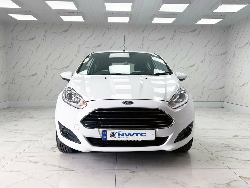 Ford Fiesta 1.3L Zetec White #3
