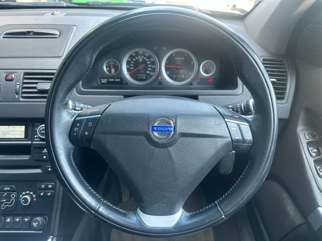 Volvo XC90 Xc90 2.4 D5 R-design Nav Geartronic 4Wd Euro 5 Black #28